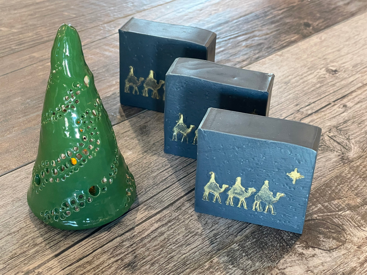 3 Wisemen Soap - Candy Apple Cranberry